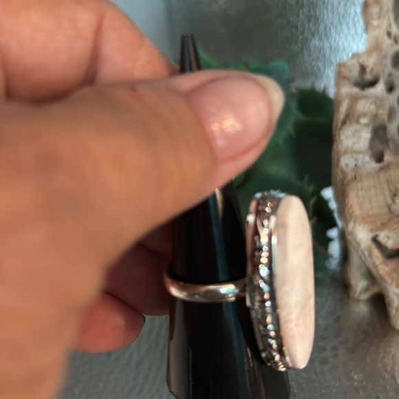 Size 7.25 Elegant pale pink Scolecite Stone Ring elegant 925 heart chakra - Picture 4 of 5